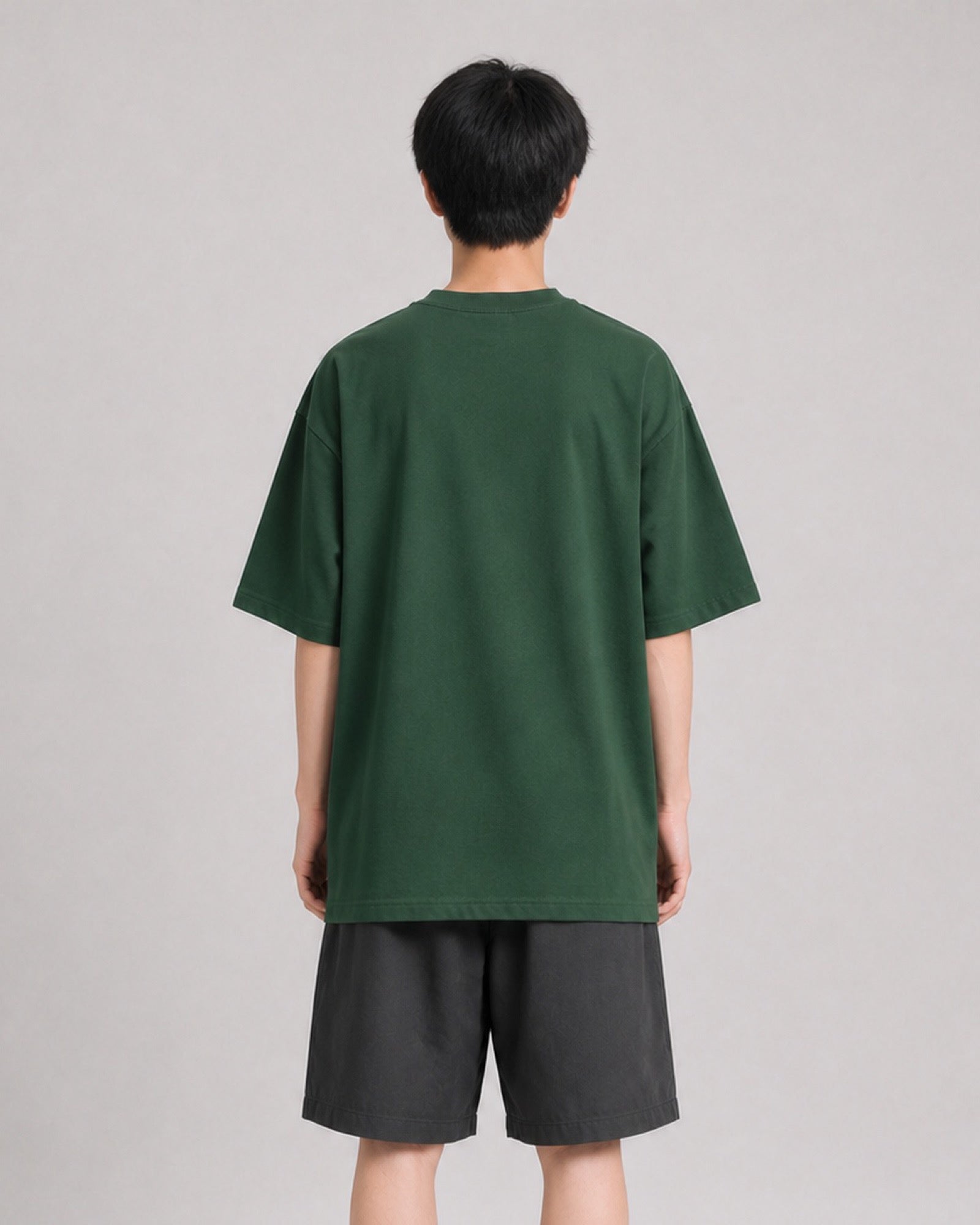 OU-RES モデル着用 | S1005 | グリーン | 背面 | トップ構図