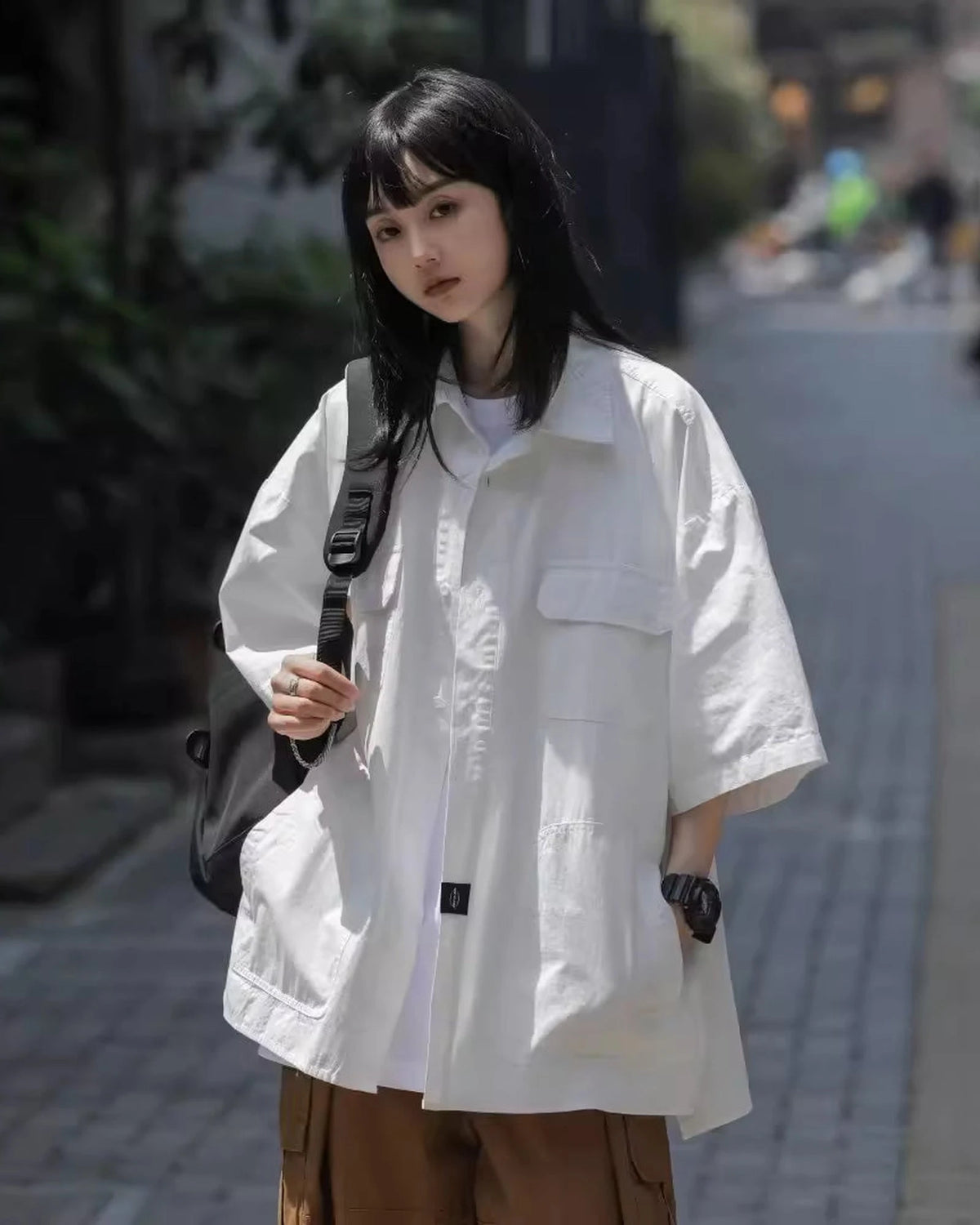 OURES 胸ポケット オーバーサイズ半袖シャツ ユニセックス ホワイト 着用イメージ