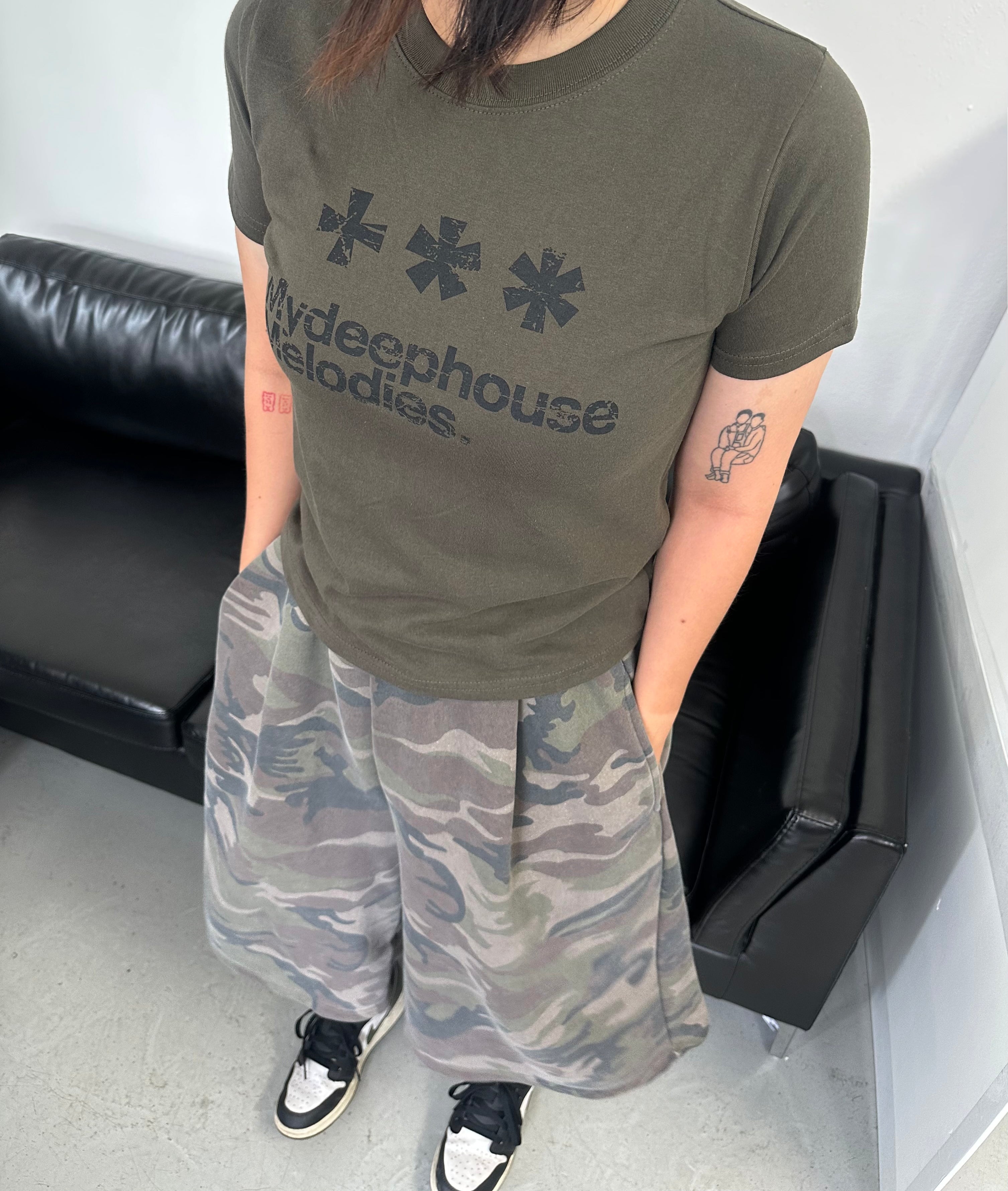 レディース メモリーズ クロップ Tシャツ  TS001