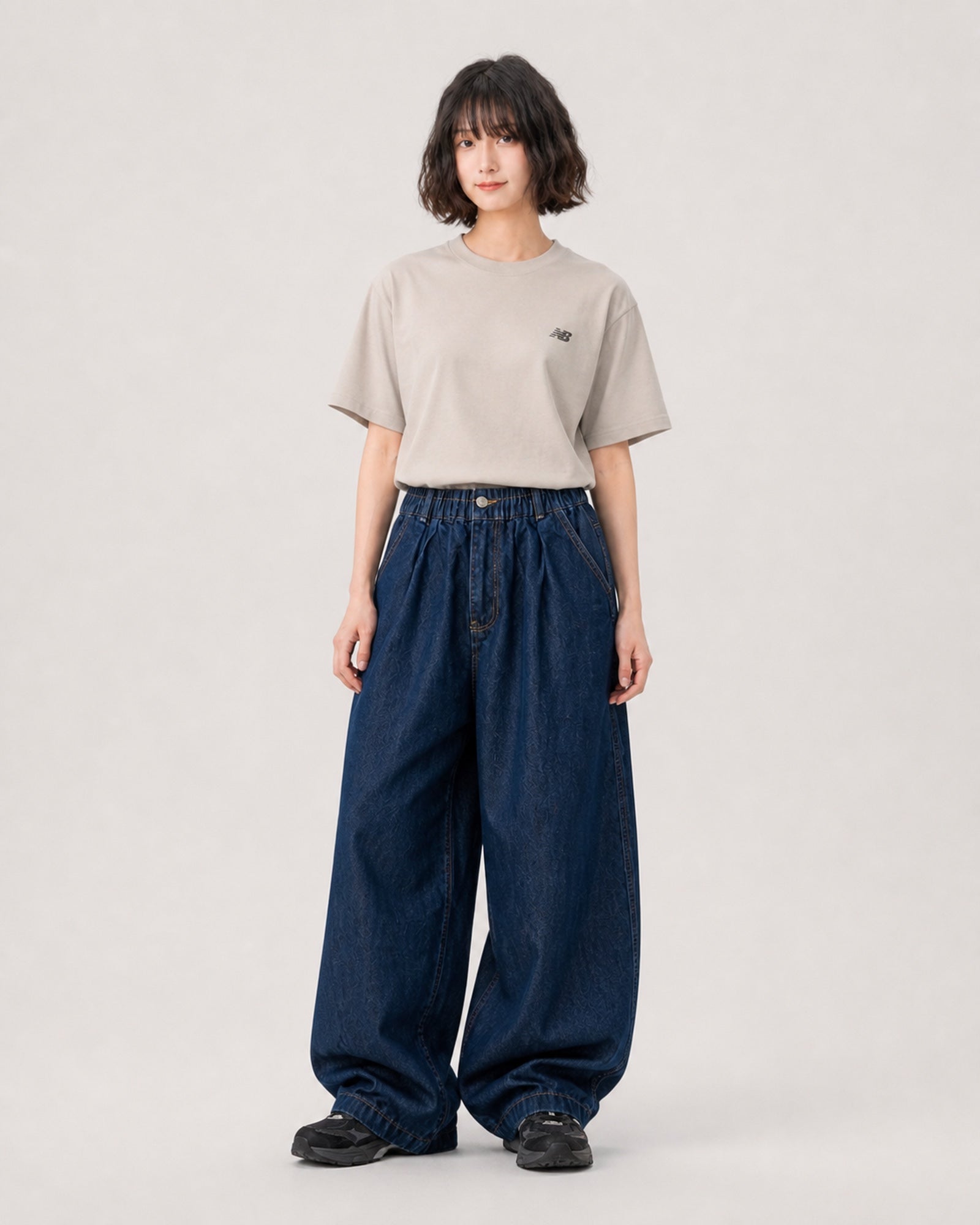 インディゴ バルーンワイド デニムパンツ メンズ 着用イメージ