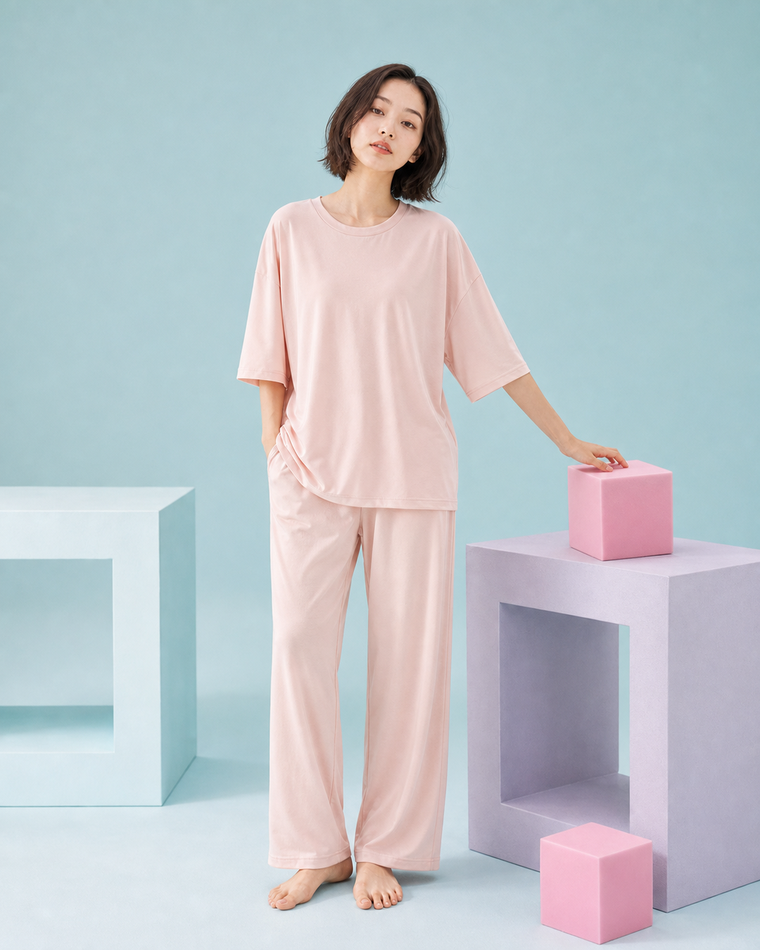 冷感 半袖ロングパンツルームウェア レディース S0039 ショートヘアモデル立ち画像