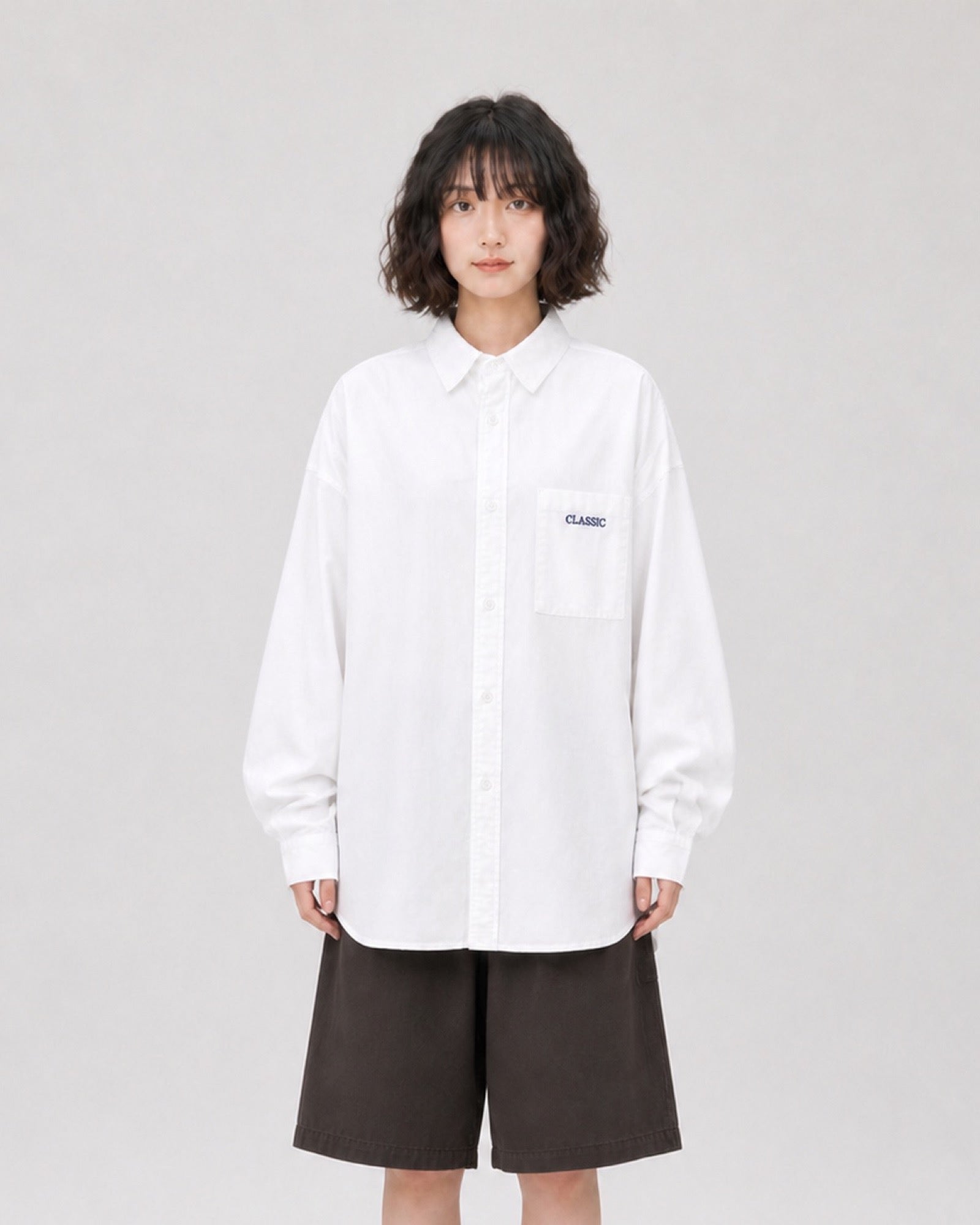 OU-RES モデル着用 | S1003 | ホワイト | 正面 | トップ構図