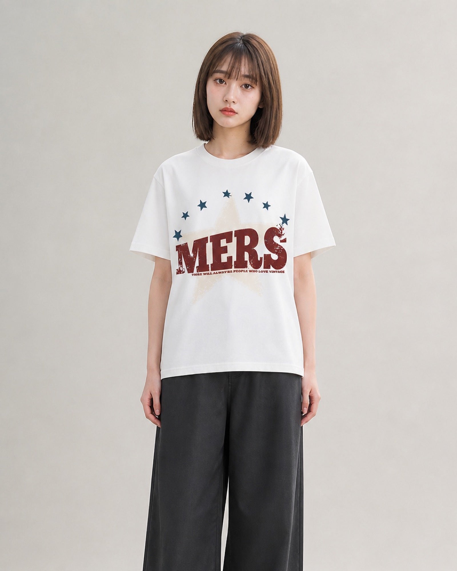 OU-RES モデル着用 | S1014 | ホワイト | 正面 | トップ構図