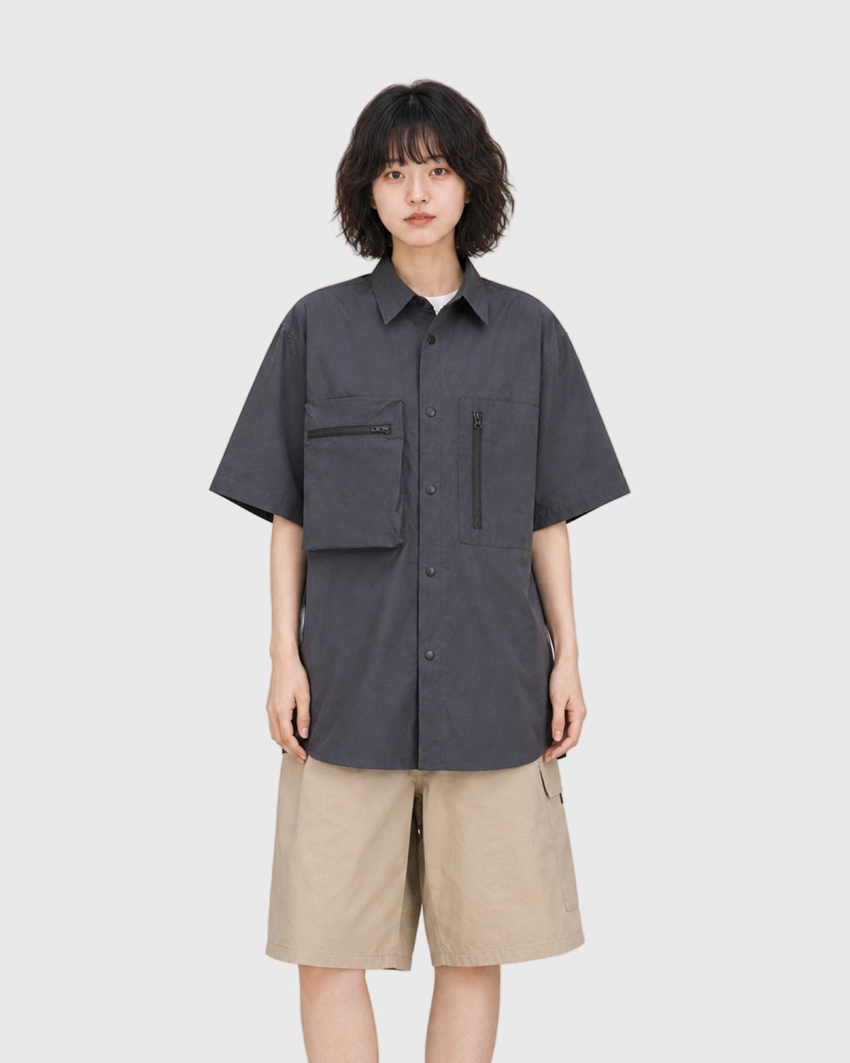 OU-RES モデル着用 | S1016 | グレー | 正面 | トップ構図