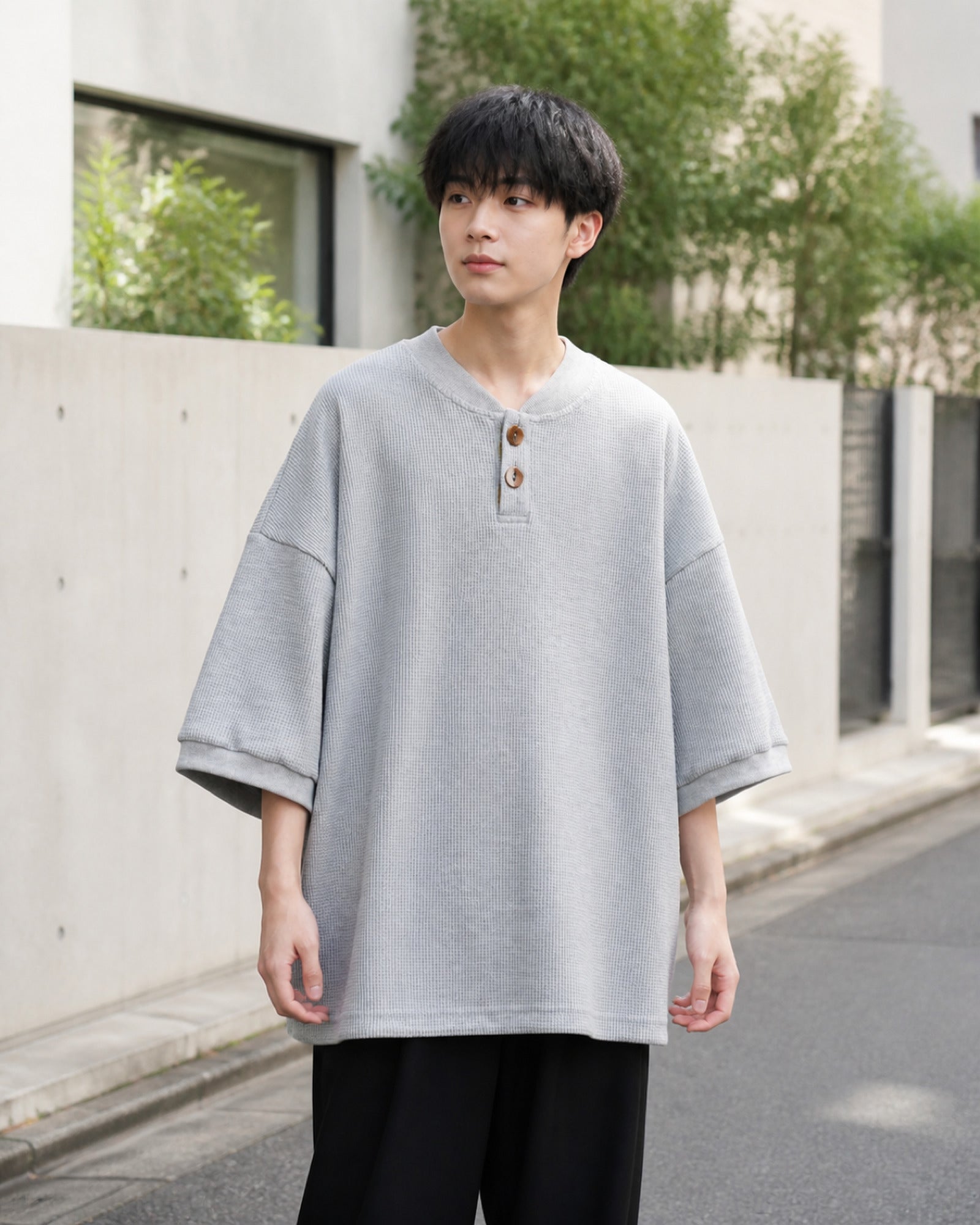 ワッフル ヘンリーネック オーバーサイズTシャツ ユニセックス 02