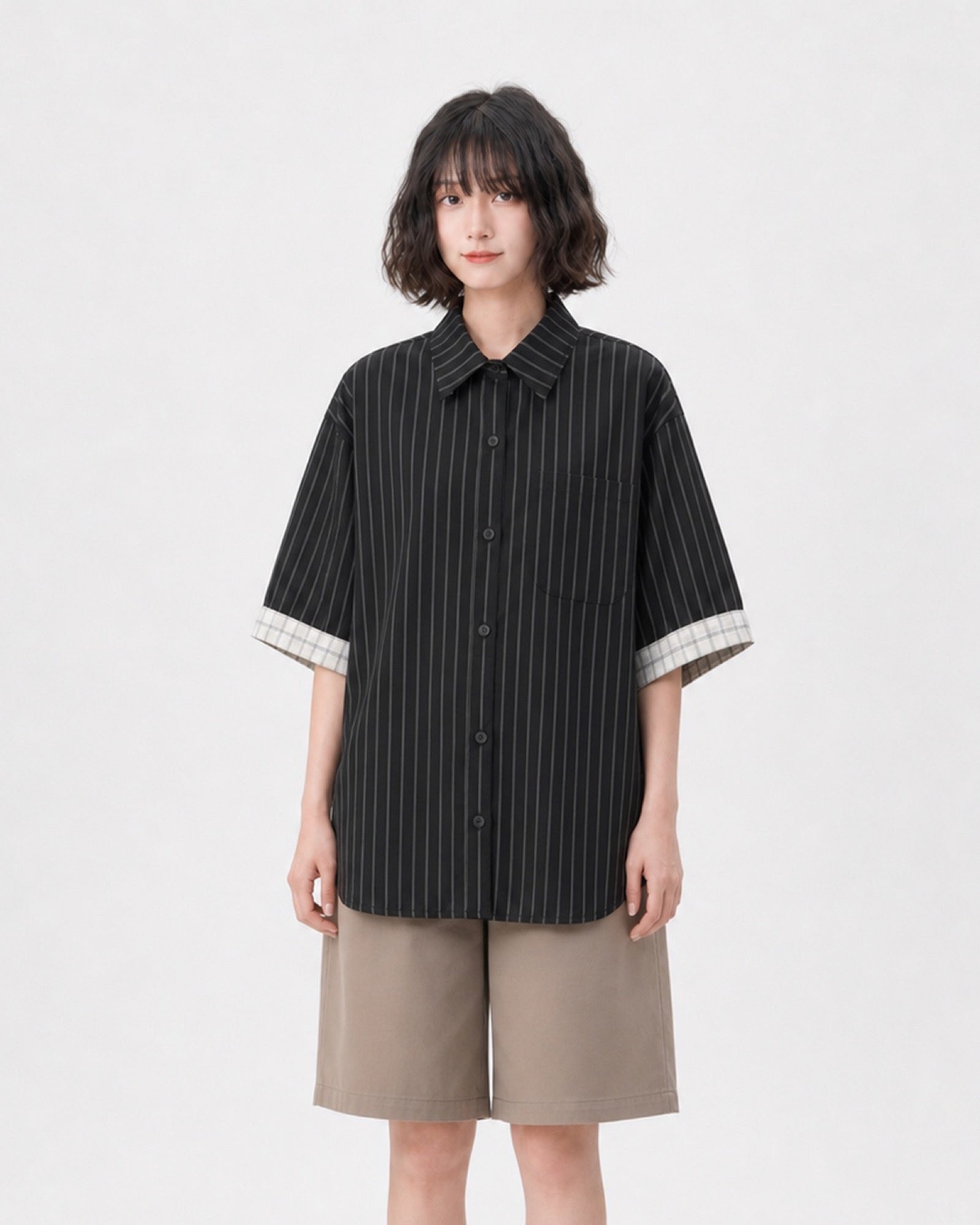 OU-RES モデル着用 | S1021 | ブラック | 正面 | トップ構図