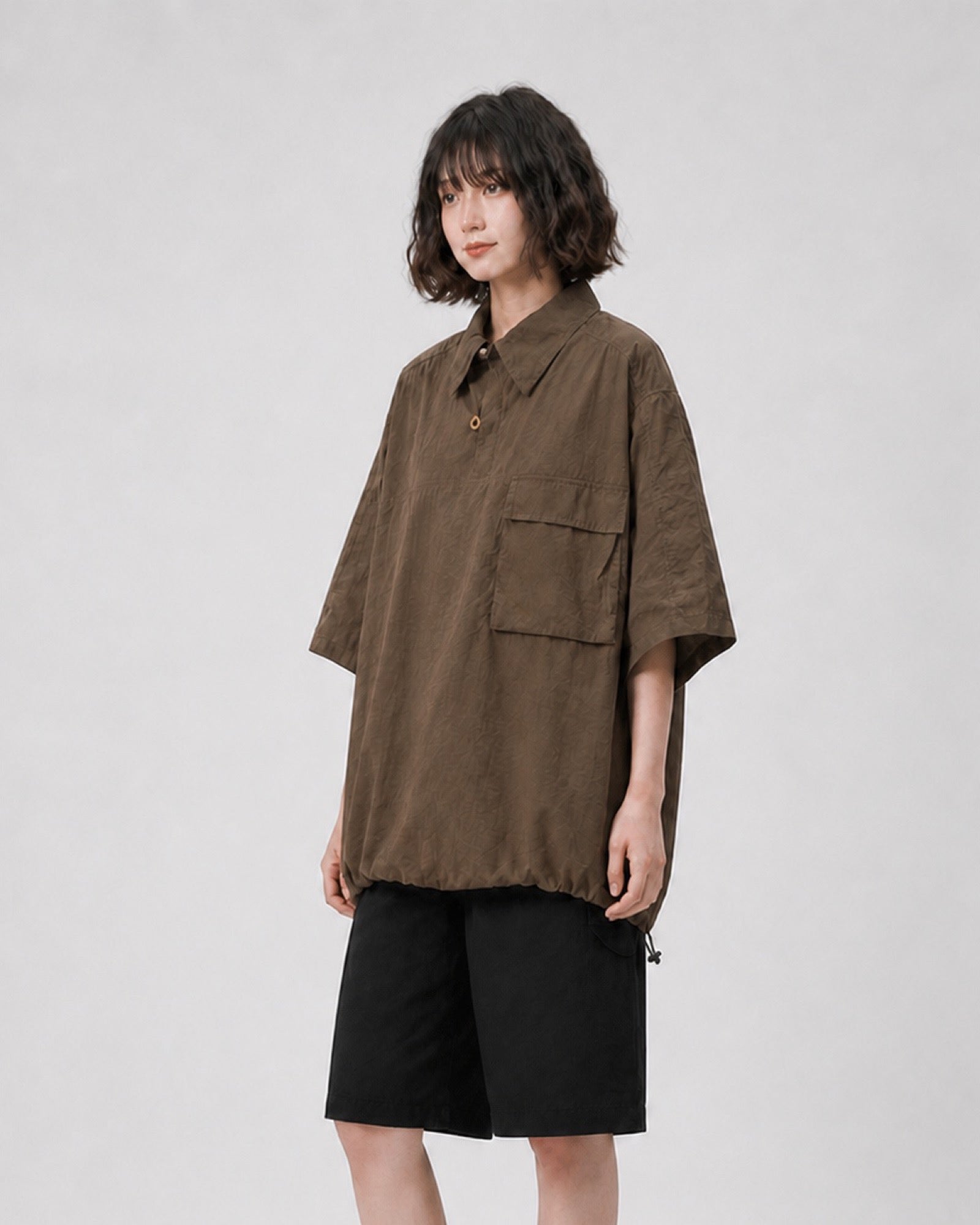 OU-RES モデル着用 | S1023 | ブラウン | 左斜め | トップ構図