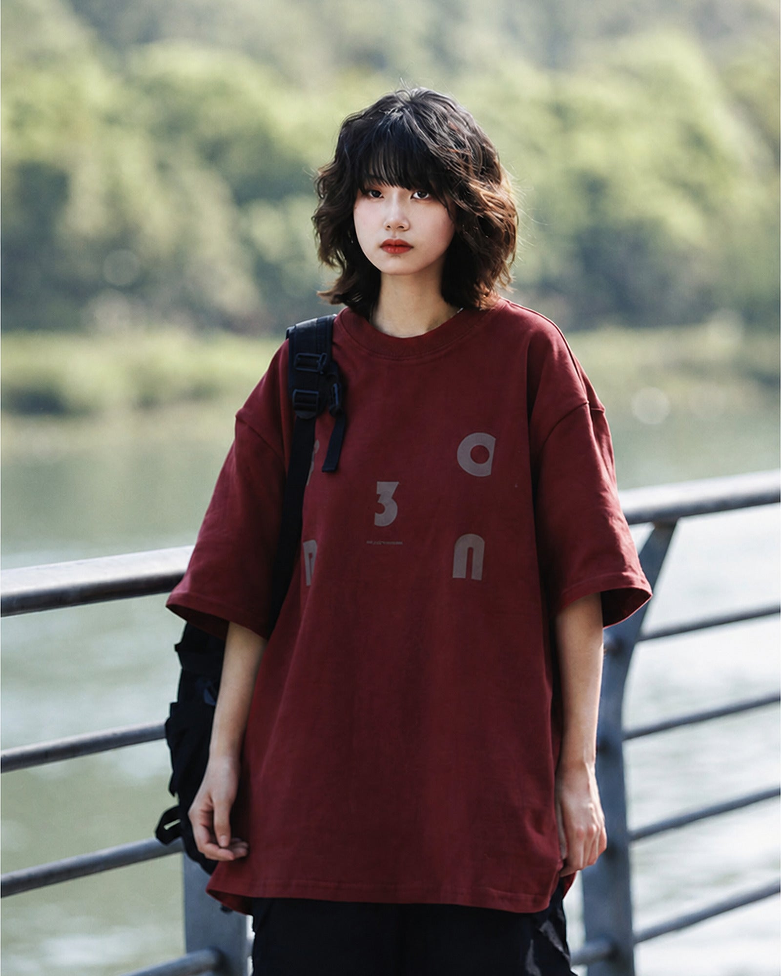 レトログラフィック オーバーサイズTシャツ ユニセックス 04