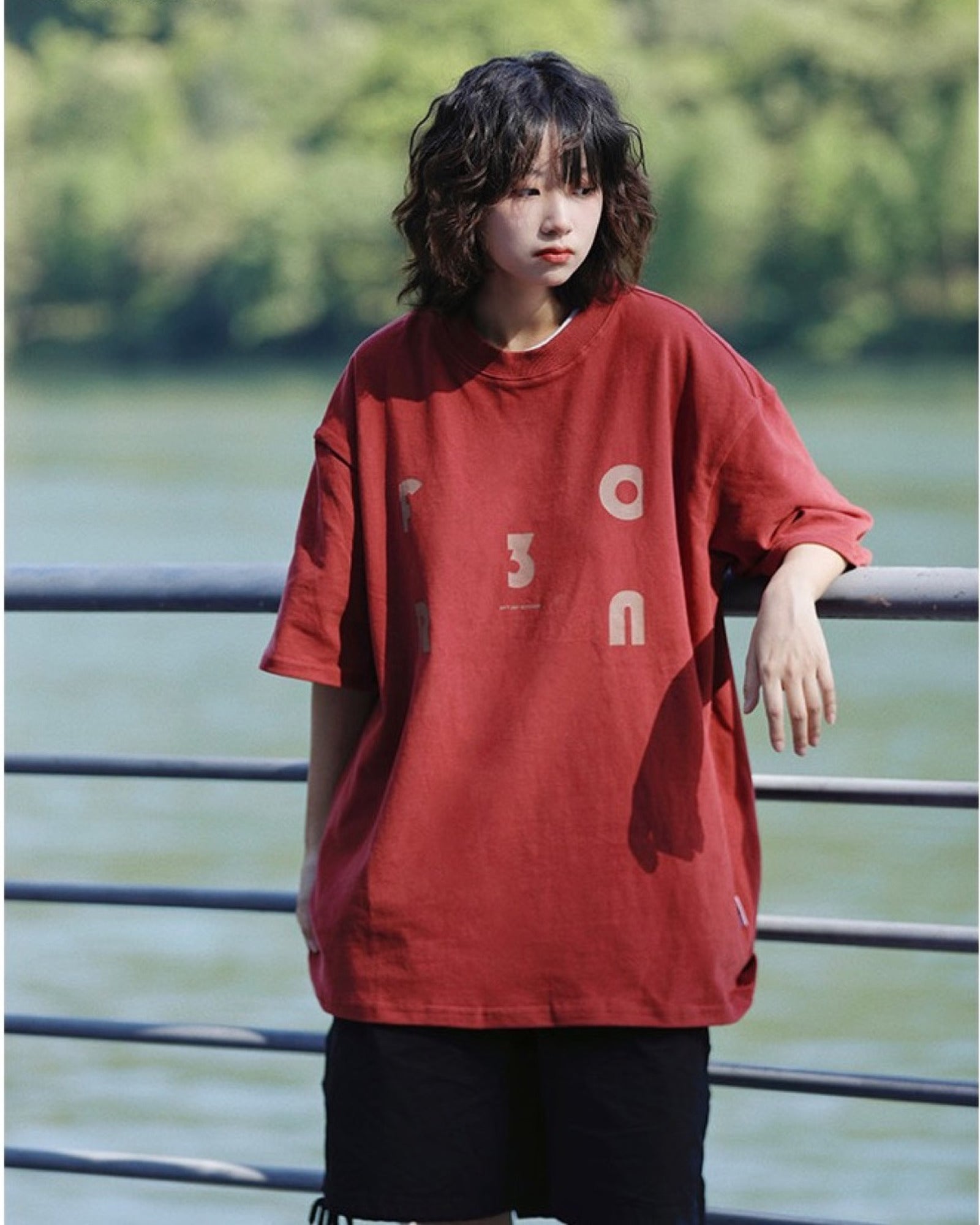 レトログラフィック オーバーサイズTシャツ ユニセックス 09