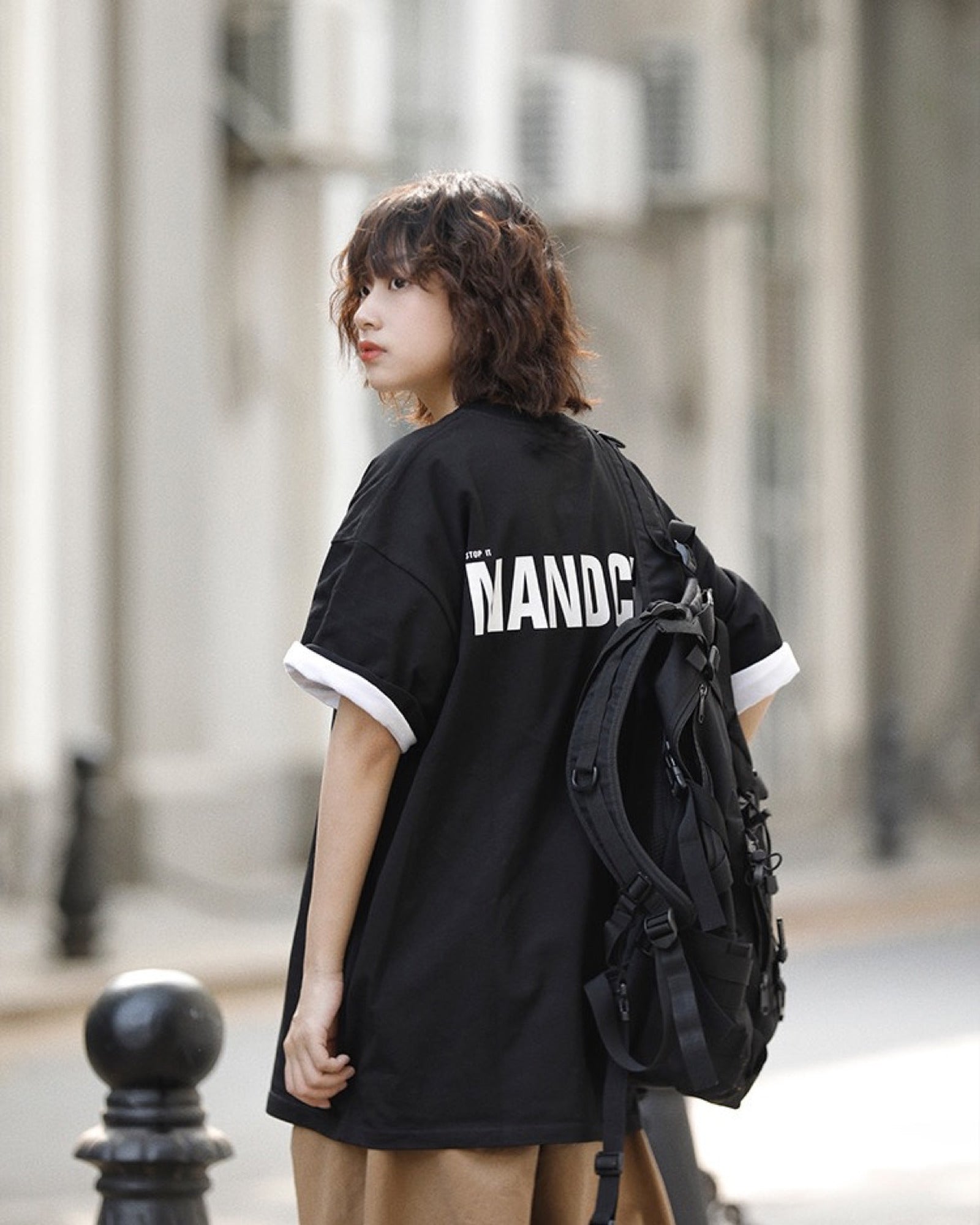 バックレタード オーバーサイズTシャツ ユニセックス 03